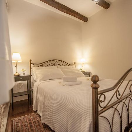Studio Apartment Casa Di Pietra Rovigno Esterno foto