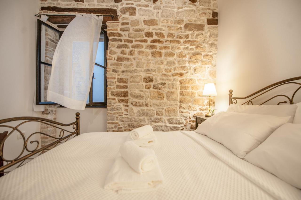 Studio Apartment Casa Di Pietra Rovigno Esterno foto